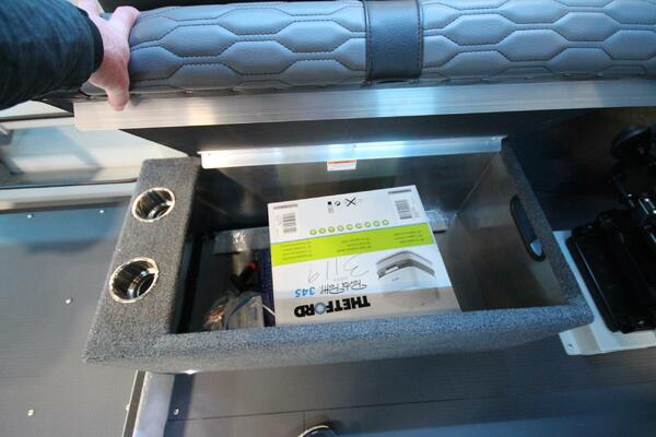 Boat Show Special Pricing 26ft Weldcraft Yacht For Sale