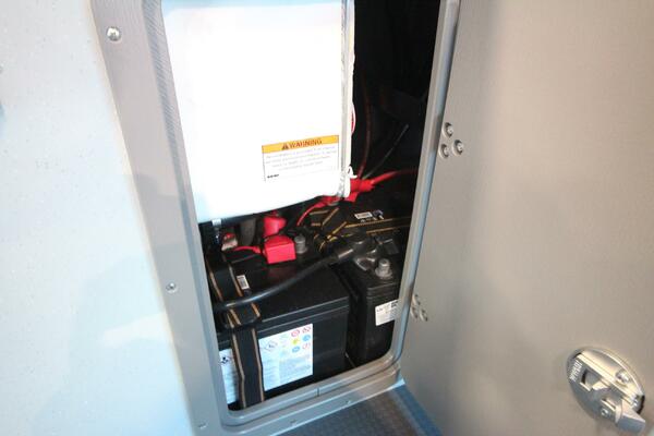 Boat Show Special Pricing 26ft Weldcraft Yacht For Sale