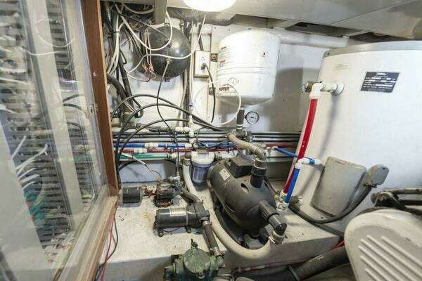 Ocean Alexander 52 Sedan Yacht For Sale