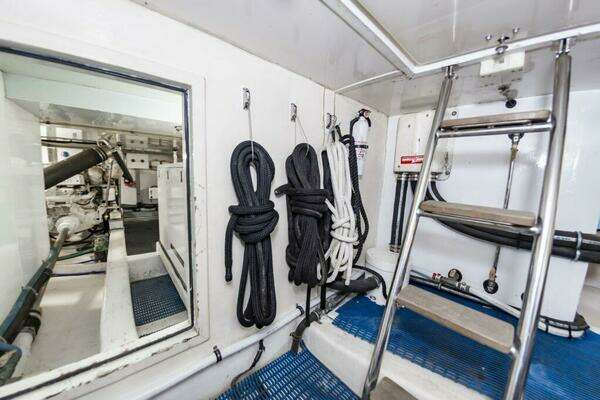 Ocean Alexander 52 Sedan Yacht For Sale