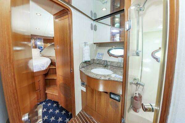 Ocean Alexander 52 Sedan Yacht For Sale