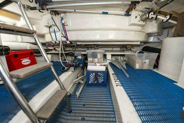 Ocean Alexander 52 Sedan Yacht For Sale