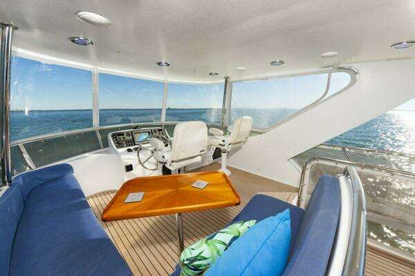 Ocean Alexander 52 Sedan Yacht For Sale