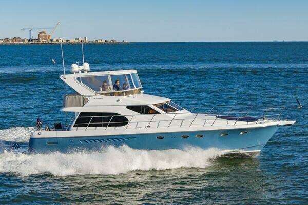 Ocean Alexander 52 Sedan Yacht For Sale