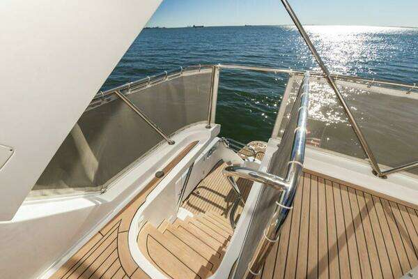 Ocean Alexander 52 Sedan Yacht For Sale