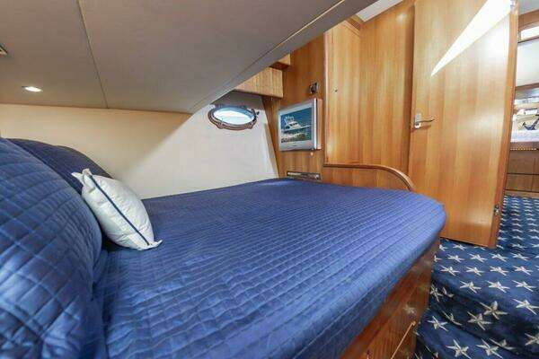 Ocean Alexander 52 Sedan Yacht For Sale