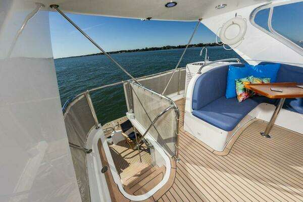 Ocean Alexander 52 Sedan Yacht For Sale