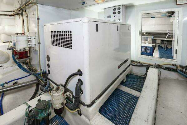 Ocean Alexander 52 Sedan Yacht For Sale