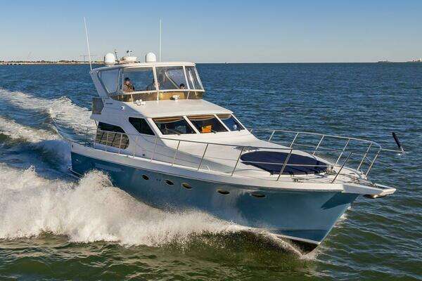 Ocean Alexander 52 Sedan Yacht For Sale
