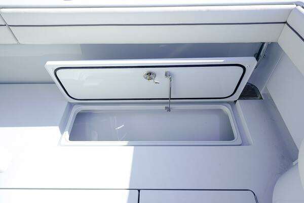 Valhalla Boatworks V-33 Yacht For Sale