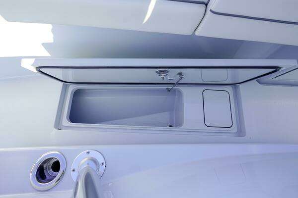 Valhalla Boatworks V-33 Yacht For Sale