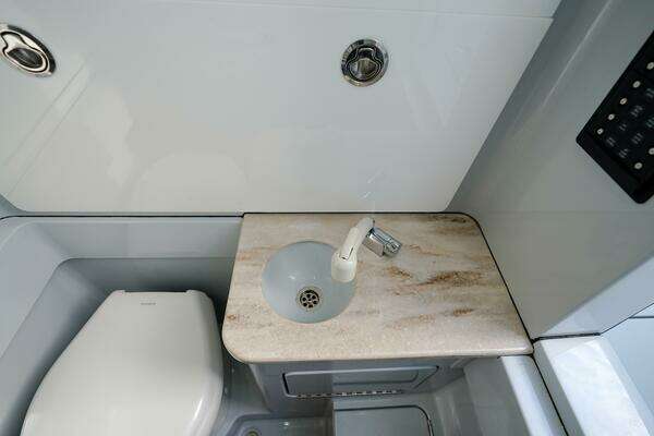 Valhalla Boatworks V-33 Yacht For Sale