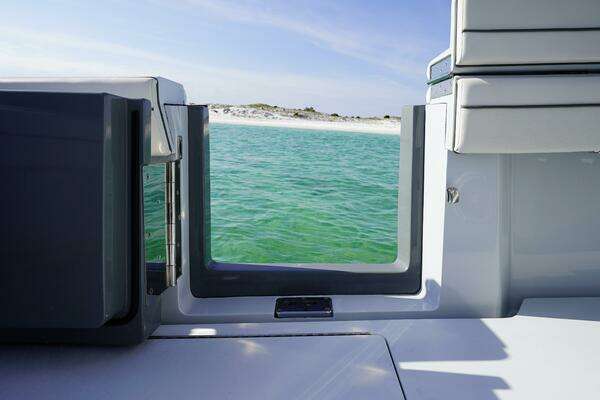 Valhalla Boatworks V-33 Yacht For Sale