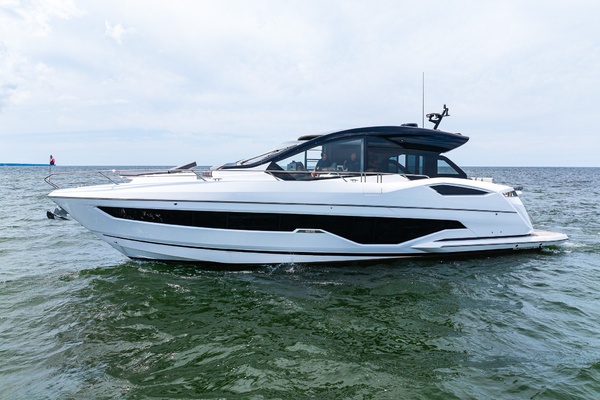 2026 Sunseeker 55 Predator