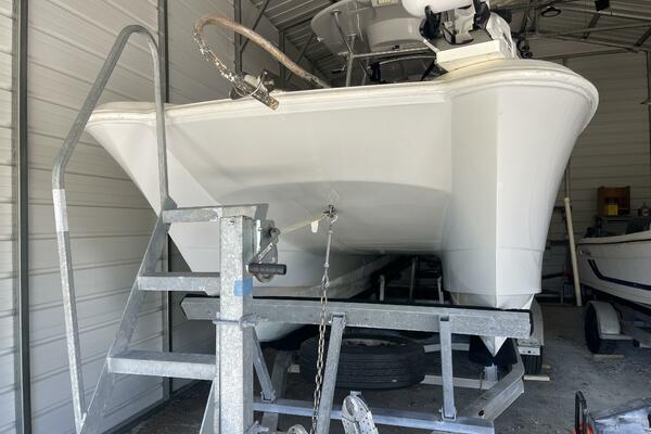 23ft Twin Vee Yacht For Sale