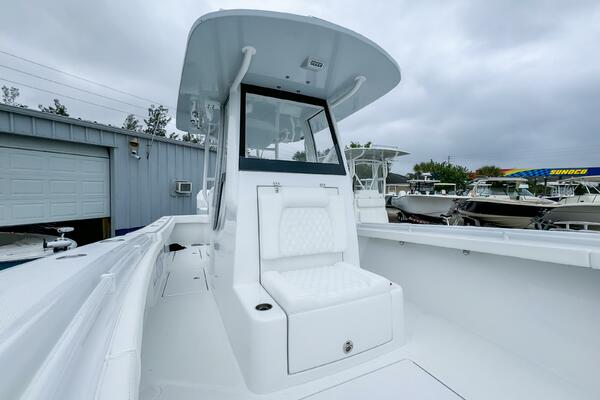 33ft Front Runner Yacht For Sale