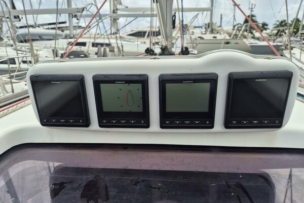 Libertas  40ft Beneteau Yacht For Sale