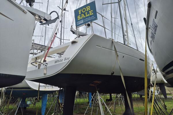 Libertas  40ft Beneteau Yacht For Sale