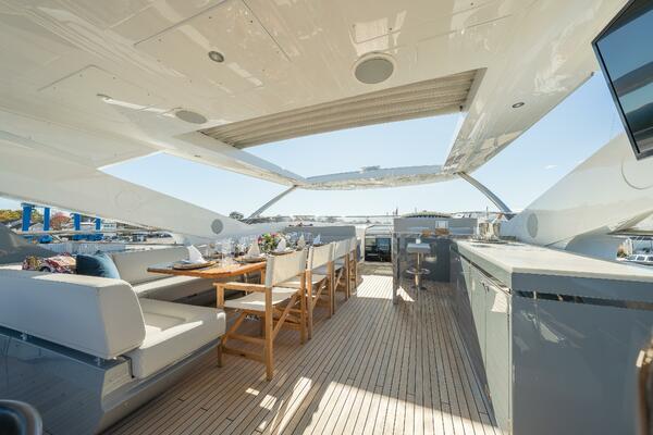 REUNION 95ft Sunseeker Yacht For Sale
