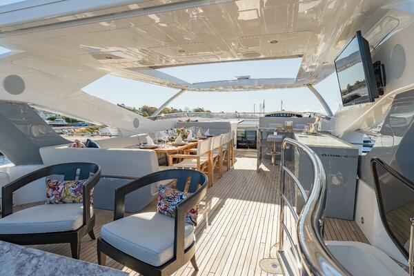 REUNION 95ft Sunseeker Yacht For Sale