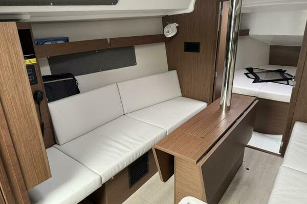 XANADU 34ft Beneteau Yacht For Sale