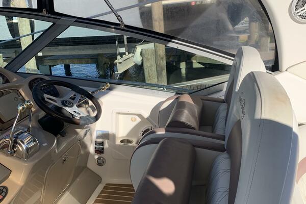 Maximus 38ft Sea Ray Yacht For Sale