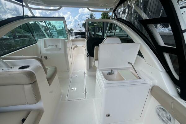 26ft Pursuit Yacht For Sale