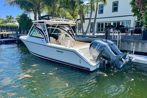 26ft Pursuit Yacht For Sale