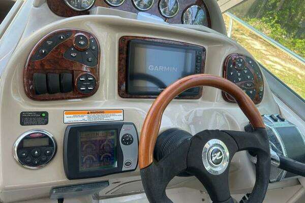 Photo of the 2006 Sea Ray 300 Sundancer "Pura Vida"