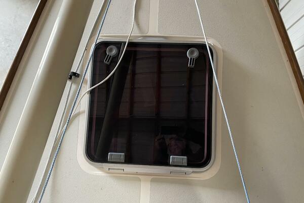 Still Crazy 28ft Alerion Yacht For Sale