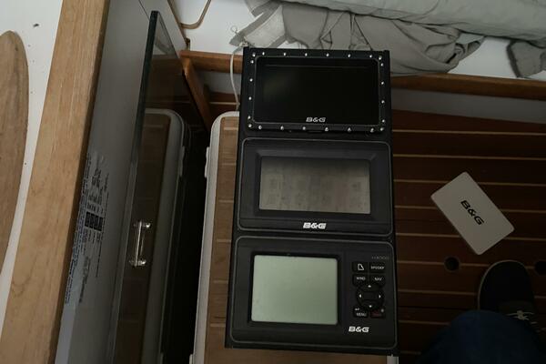 Still Crazy 28ft Alerion Yacht For Sale