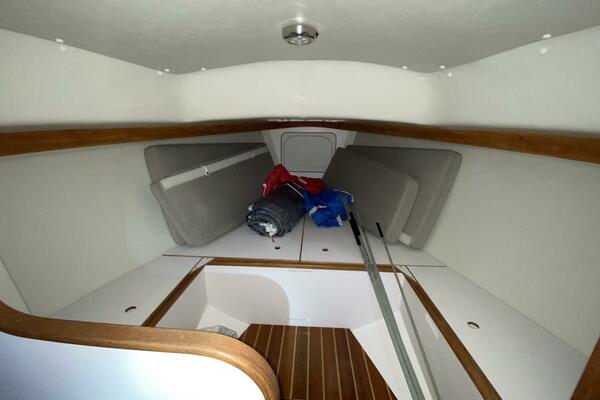 Still Crazy 28ft Alerion Yacht For Sale