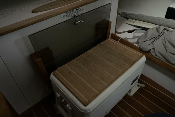 Still Crazy 28ft Alerion Yacht For Sale