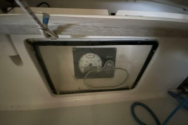 Still Crazy 28ft Alerion Yacht For Sale