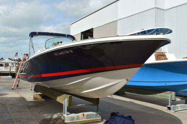 Photo of the 2003 Chris-Craft Launch 25