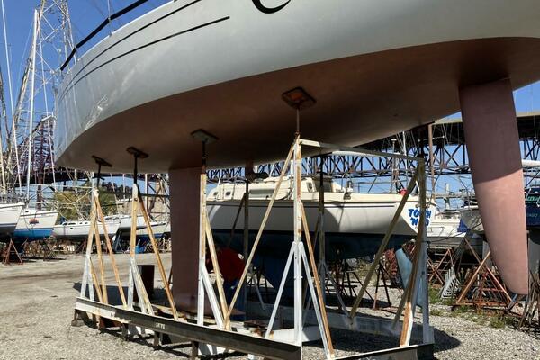 47ft Carroll Yacht For Sale