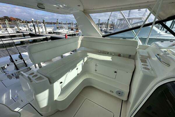 2001 Tiara Yachts 43