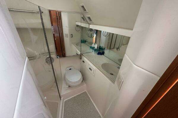 2001 Tiara Yachts 43