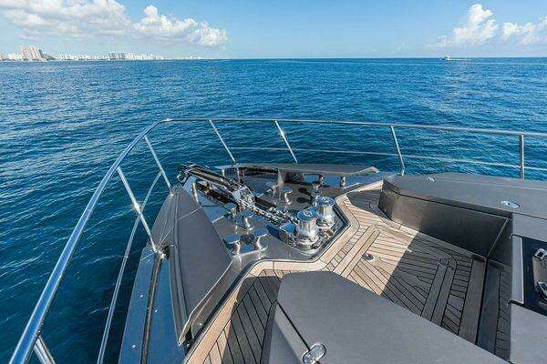 Pershing  Yacht For Sale