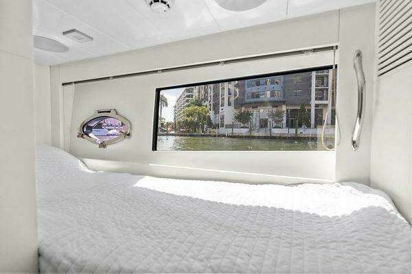 Pershing  Yacht For Sale