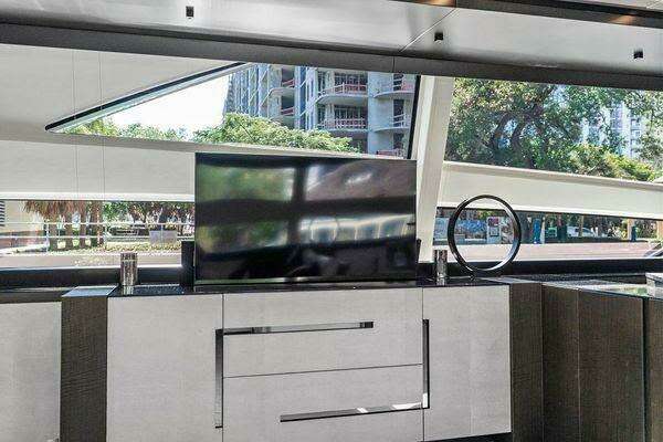 Pershing  Yacht For Sale