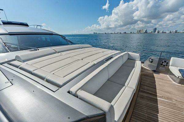 Pershing  Yacht For Sale