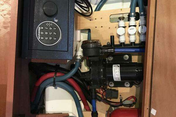 Beneteau Oceanis ICW Yacht For Sale