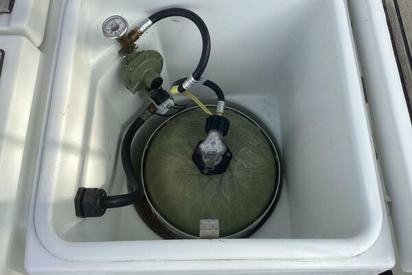 At Last 45ft Beneteau Yacht For Sale