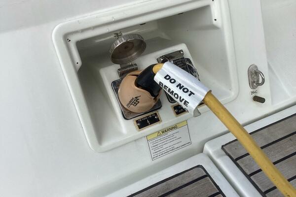 At Last 45ft Beneteau Yacht For Sale