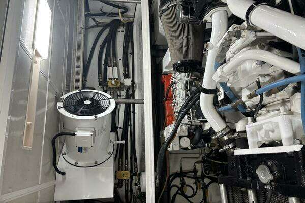 Horizon Vision 74 Yacht For Sale