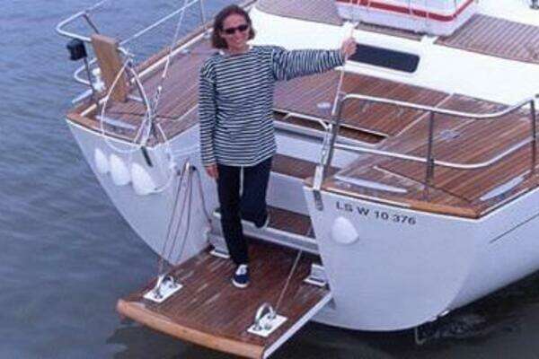 Photo of the 2003 Beneteau Center Cockpit "KULEANA"