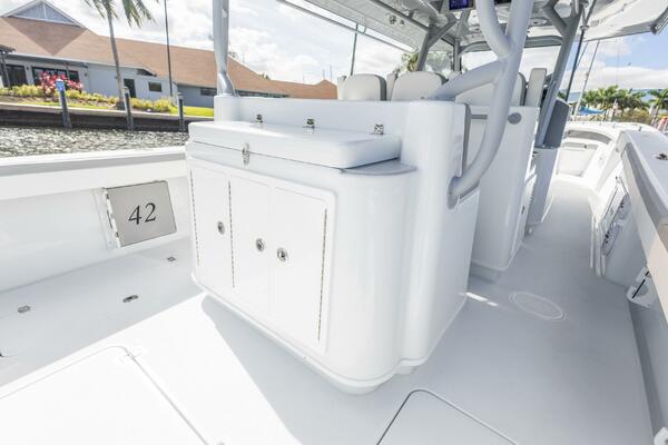 42ft Yellowfin Yacht For Sale