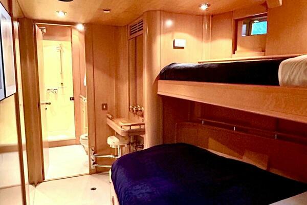 PERSISTENCE 110ft Sensation Yachts Yacht For Sale