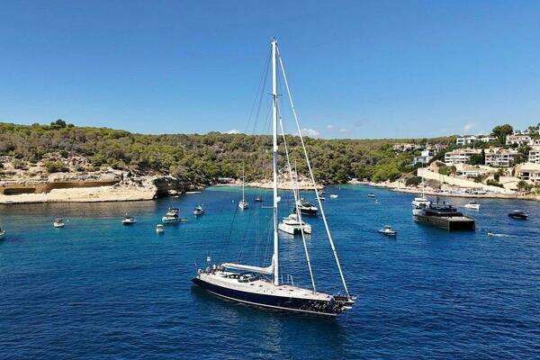 Photo of the 1989 Sensation Yachts  "PERSISTENCE"